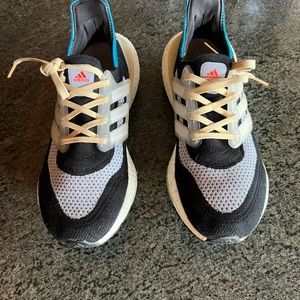 Adidas Ultraboost Men’s Sneakers 7.5